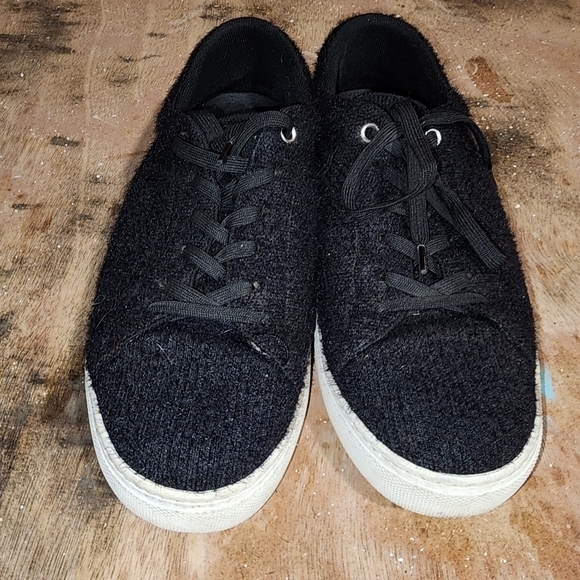 GREATS Brooklyn Black Sneakers 10 - Picture 2 of 10